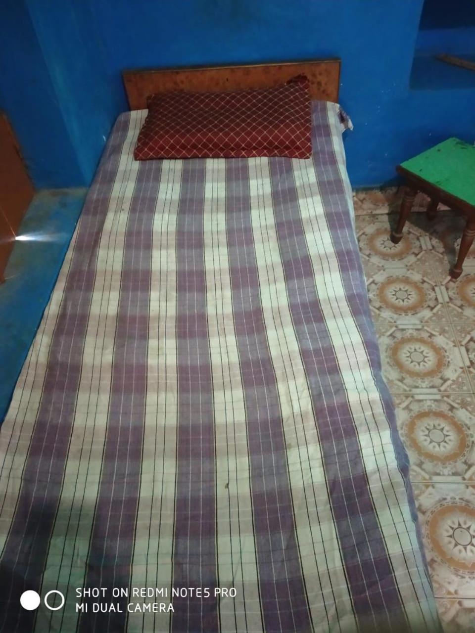 Hotel Yatri Niwas Varanasi Bagian luar foto
